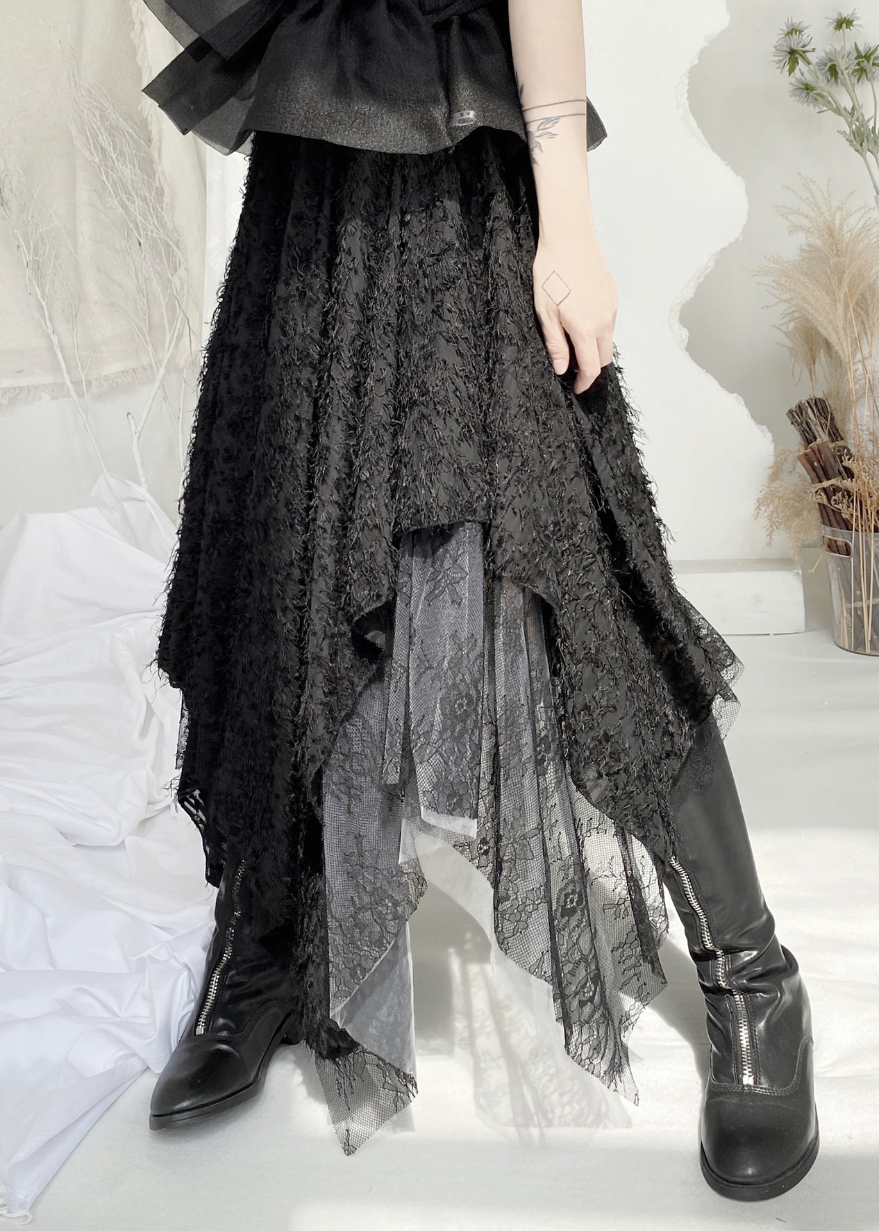 Black Elastic Waist Lace Patchwork Tulle Maxi Skirt Fall