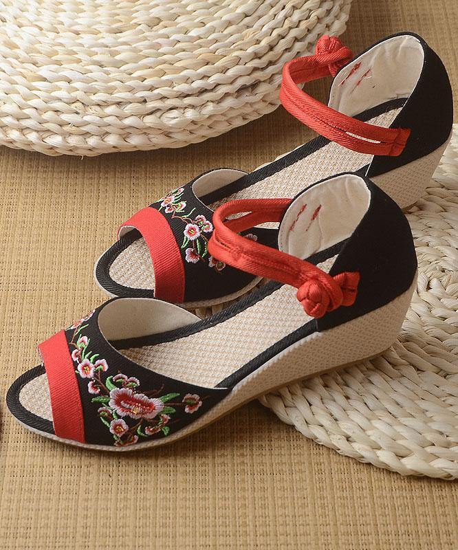 White Embroideried Sandals Splicingbuckle Strap Wedge Sandals