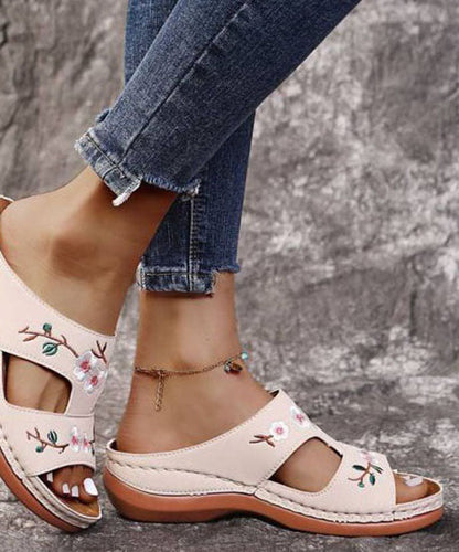 Red Embroideried Faux Leather Splicing Wedge Slide Sandals