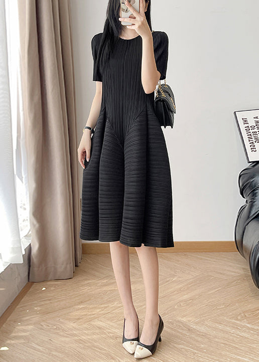 Black Wrinkled Cotton Summer Dress O Neck