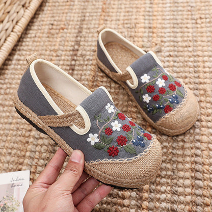 Retro Embroidery Linen Shoes