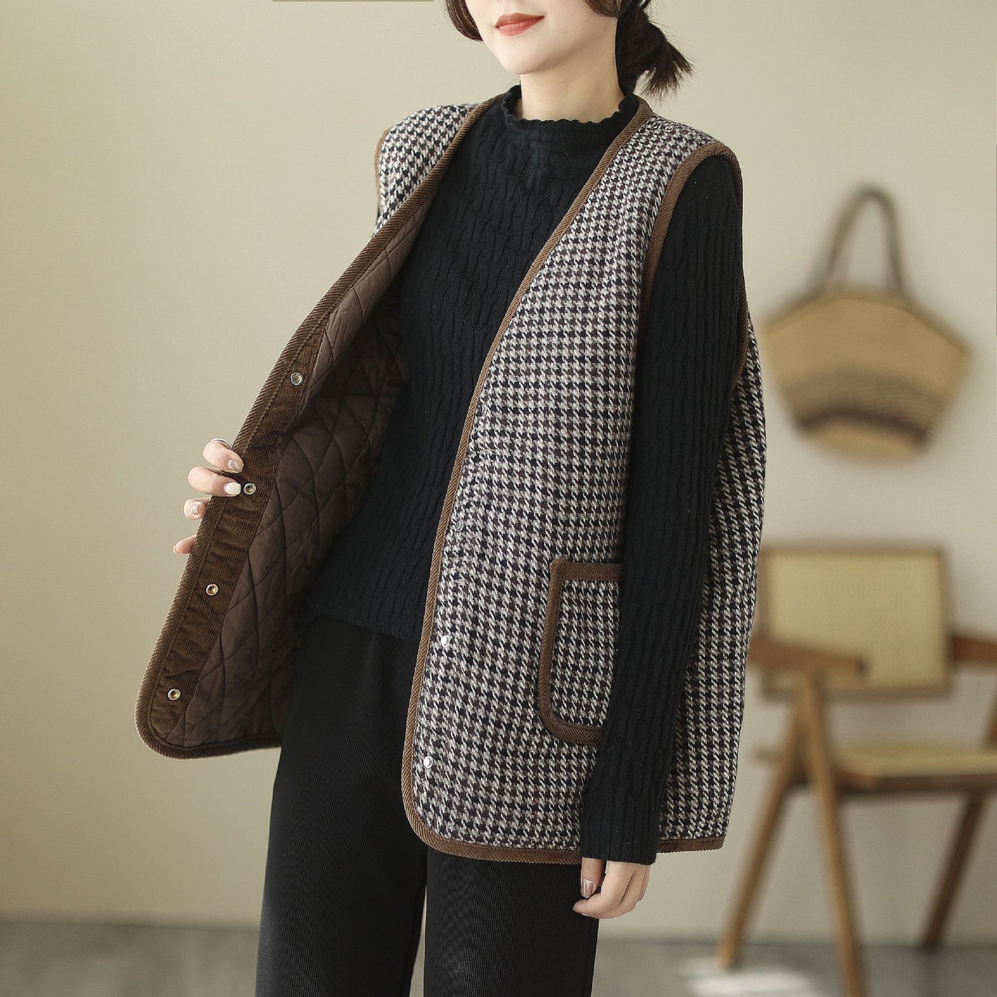 Literary Retro V-neck Plaid Vest