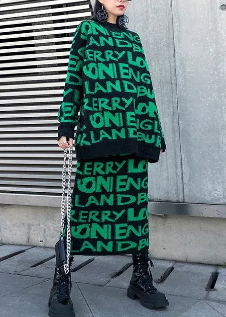 Cozy Winter Green Prints Knit Sweat Tops and Elastic Waist Skirt Two Pieces