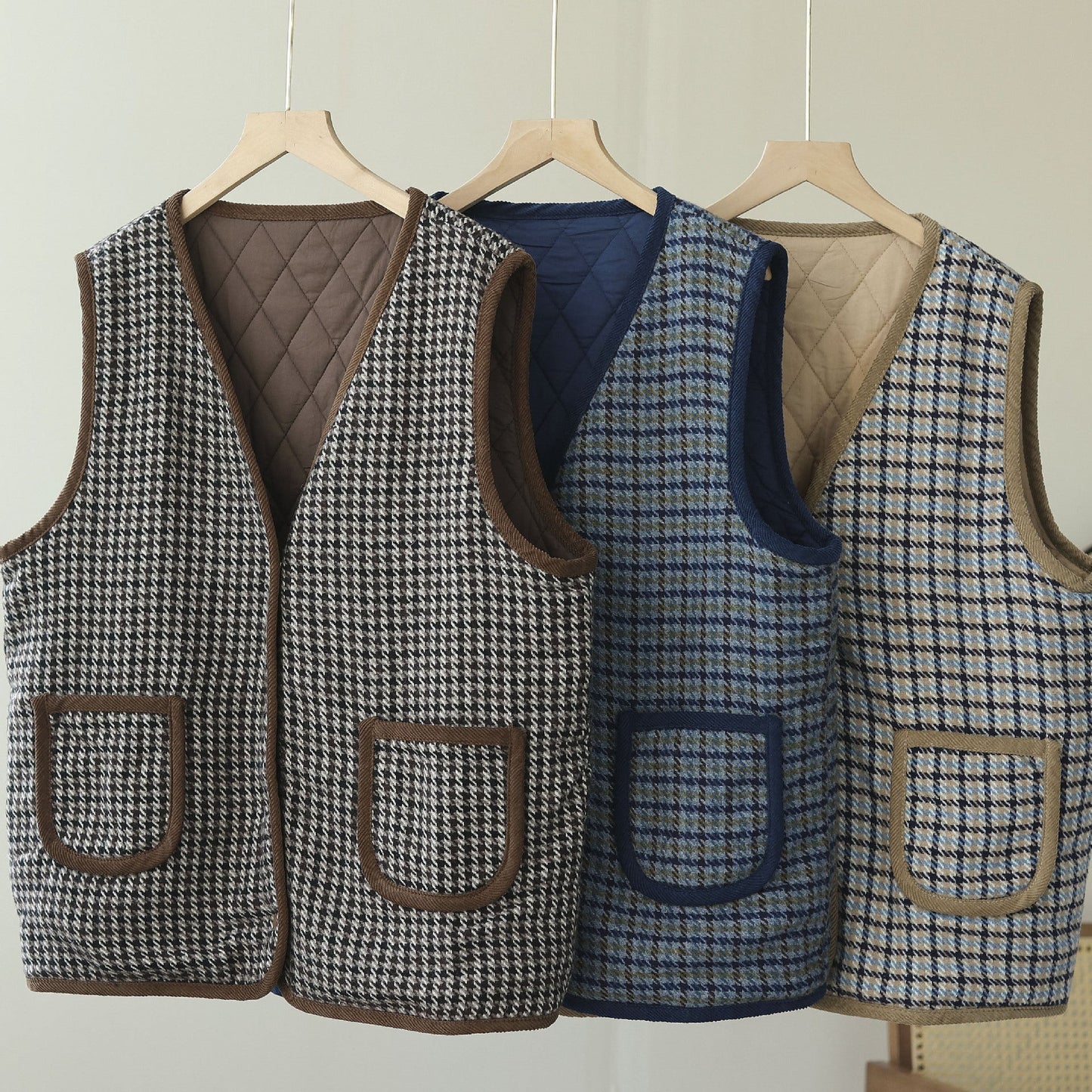 Literary Retro V-neck Plaid Vest
