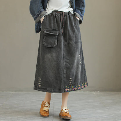 Retro Embroidery Ripped Denim Skirt