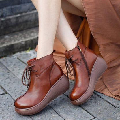 Cozy Platform Leather Lace Up Boots