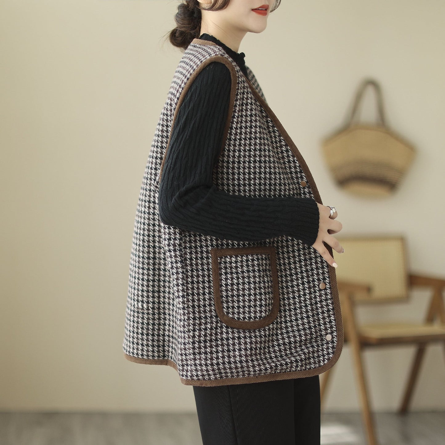Literary Retro V-neck Plaid Vest