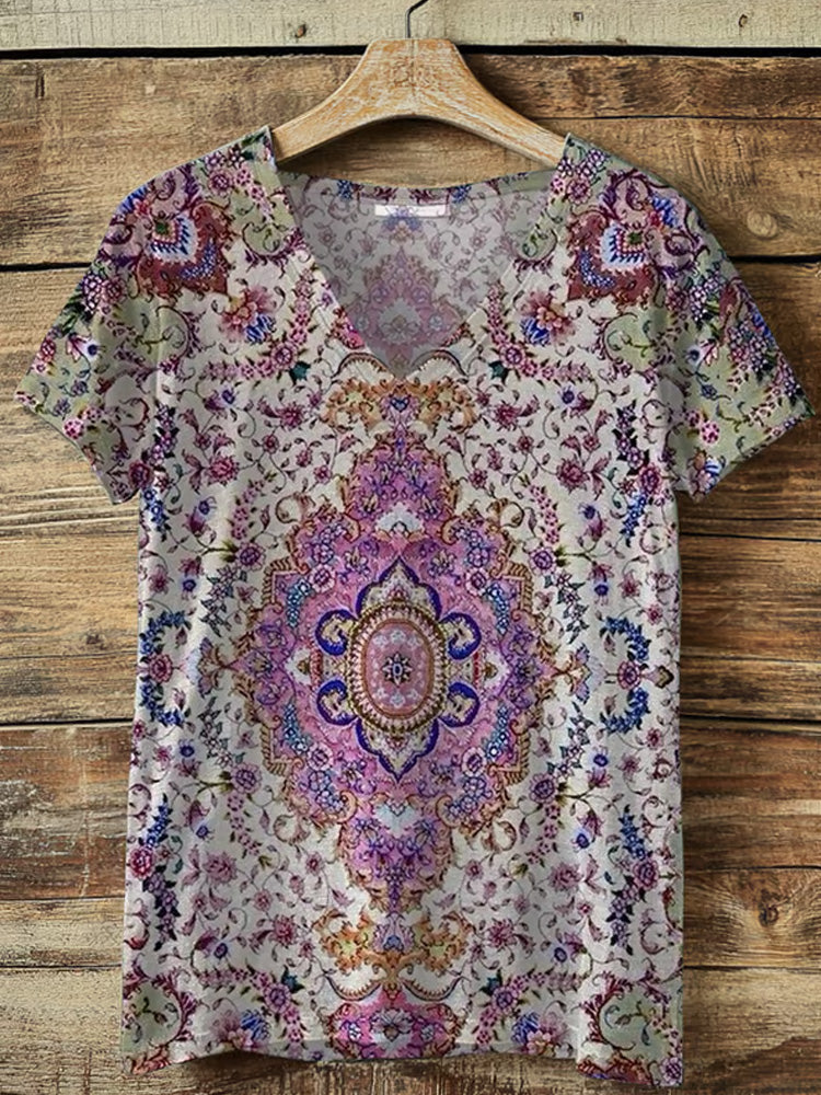 Women's Hippie Print V-neck T-shirt elevenforest