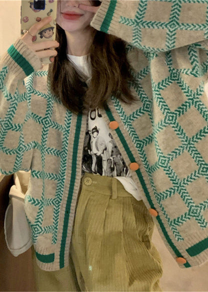 Boutique Green O Neck Plaid Button Knit Coat Fall