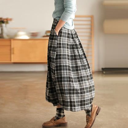 Plaid Pocket A-line Elastic Waist Skirt