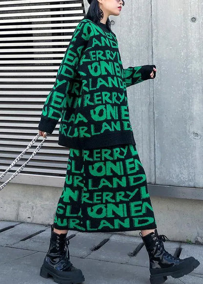 Cozy Winter Green Prints Knit Sweat Tops and Elastic Waist Skirt Two Pieces