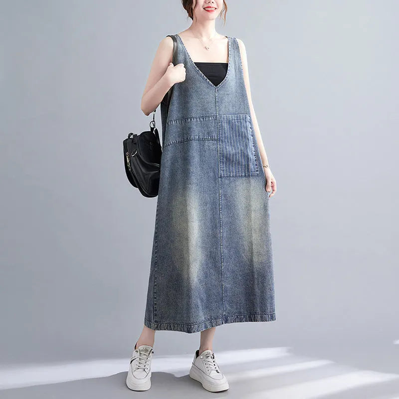 Literary Washed V-neck Sleeveless Denim Dress