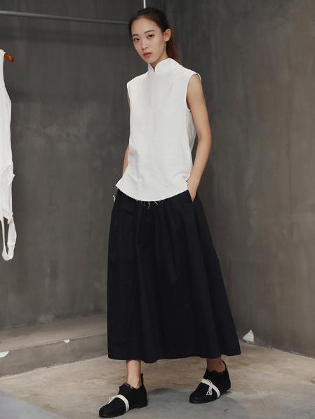 Simple Black Light Loose Dress