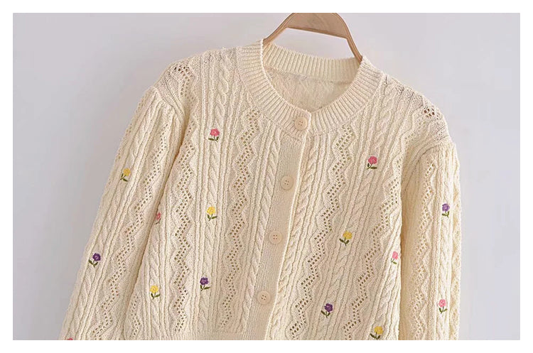 Flower Embroidery Round Neck Knitted Sweater Cardigan Coat 7303