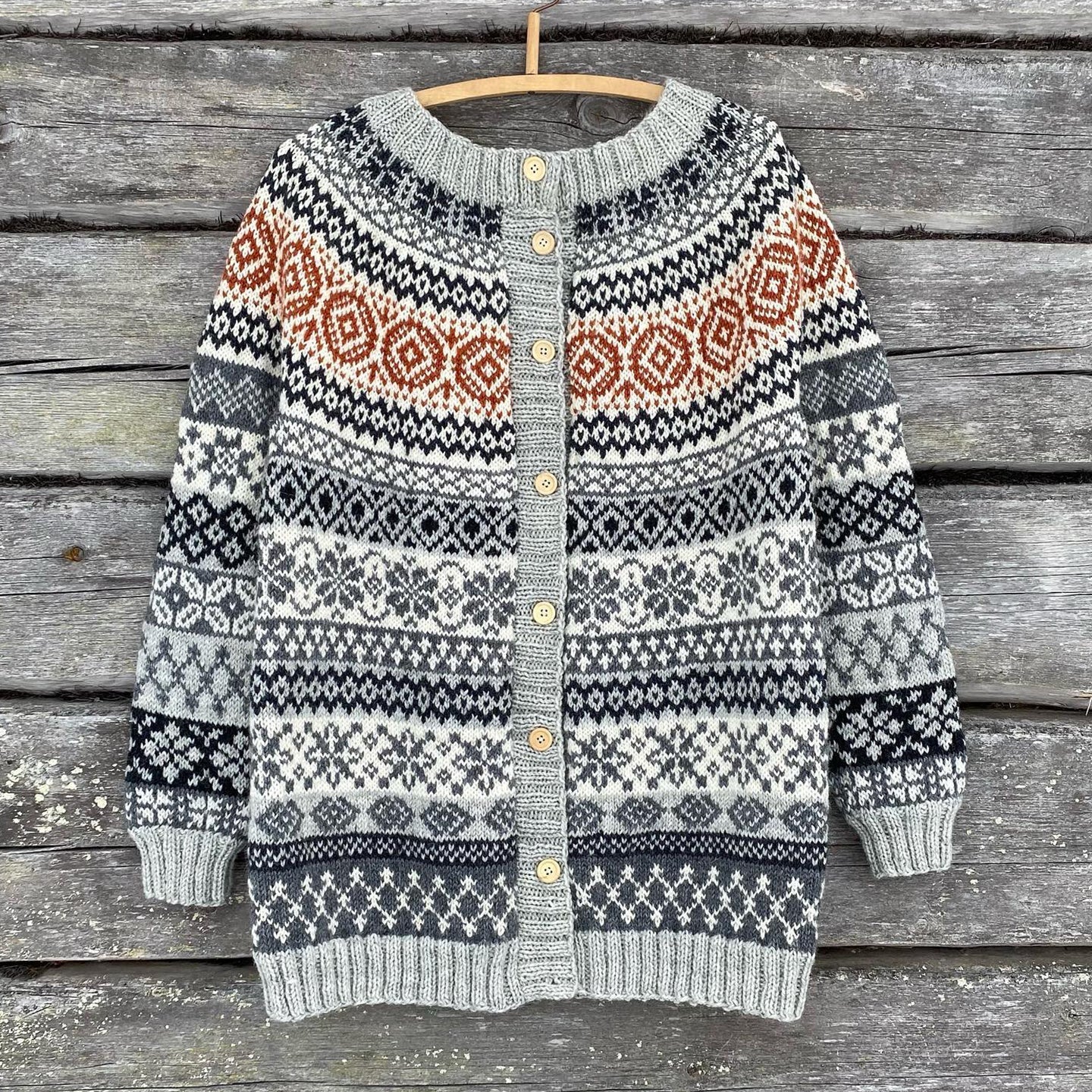 Vintage Knit Icelandic Pattern Women's Sweater elevenforest