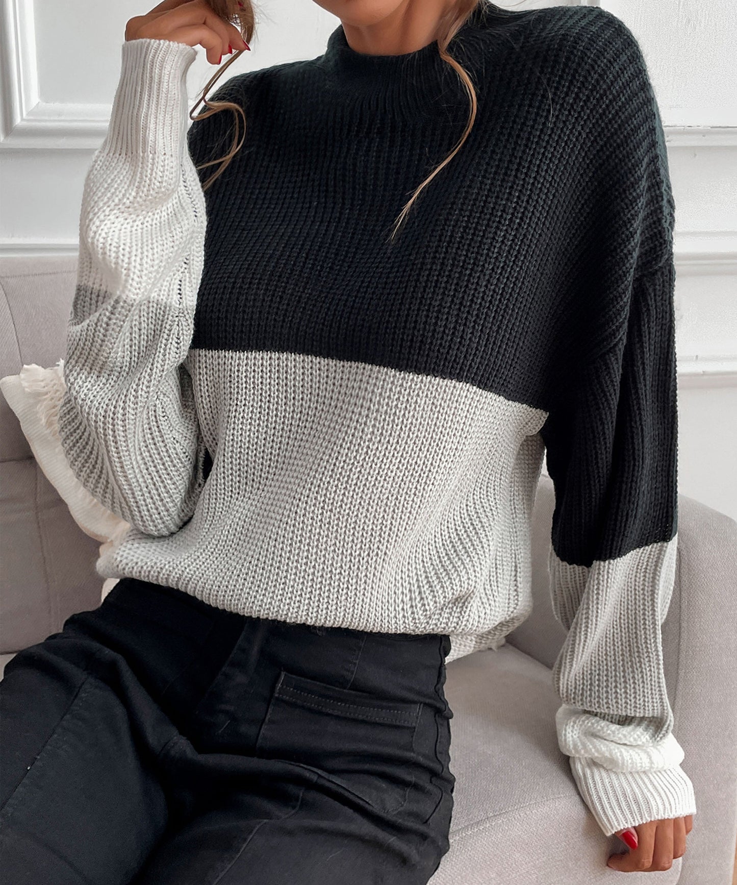 Half Turtleneck Black Gray Transition Stitching Sweater