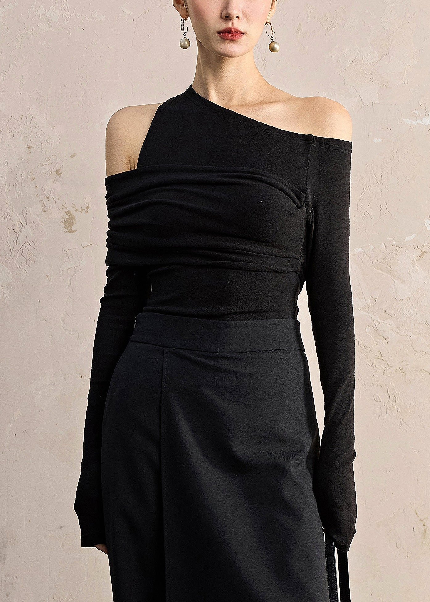 Slim Fit Black Asymmetrical Cotton T Shirt Fall