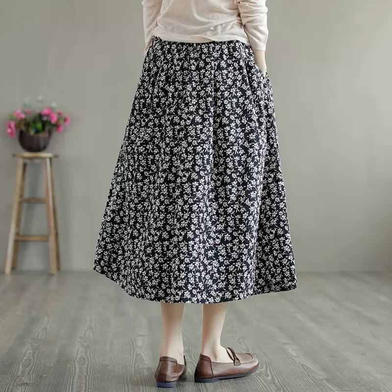 Cozy Retro Black Cotton A-line Skirt
