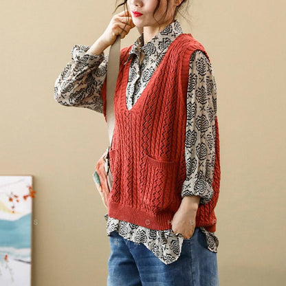 V-neck Hollowed Retro Sweater Vest