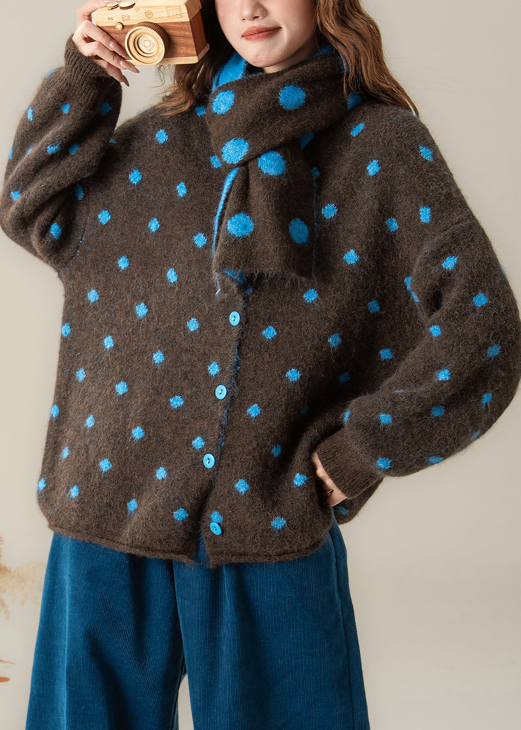 Blue Dot Cozy Scarf Knit Coats O-neck