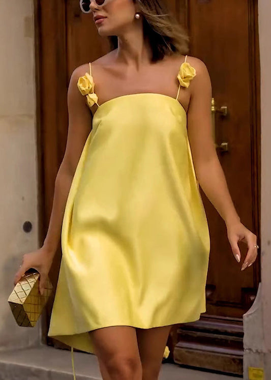 New Yellow Flower Decorated Vacation Dress