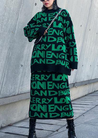 Cozy Winter Green Prints Knit Sweat Tops and Elastic Waist Skirt Two Pieces