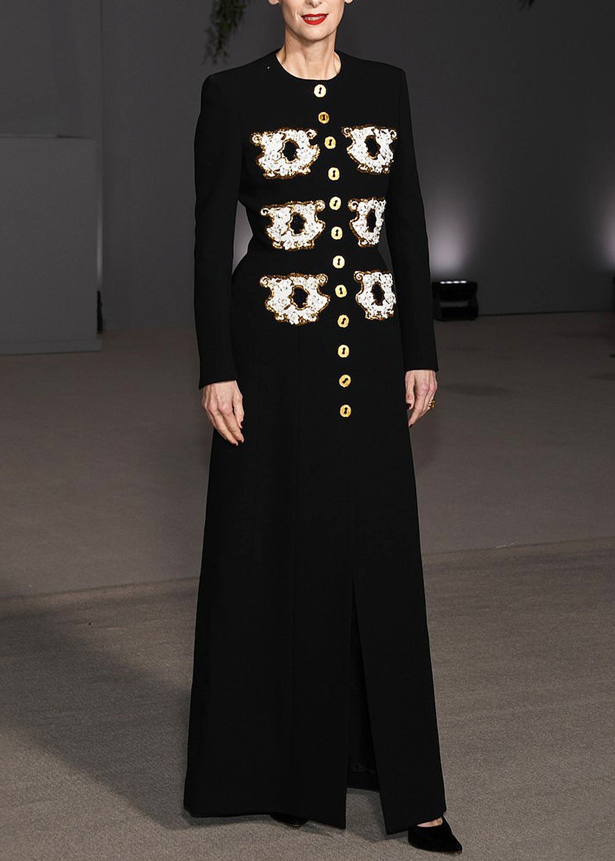 Original Design Black O-neck Sequins Button Long Coat Autumn