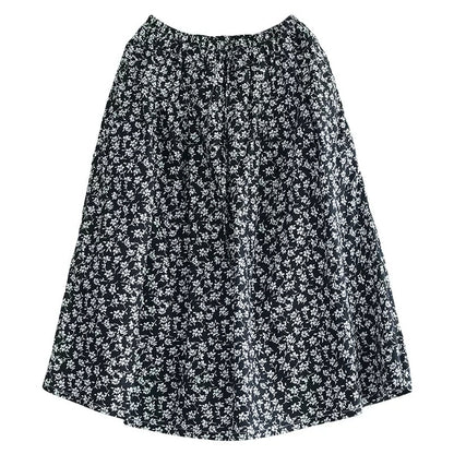 Cozy Retro Black Cotton A-line Skirt