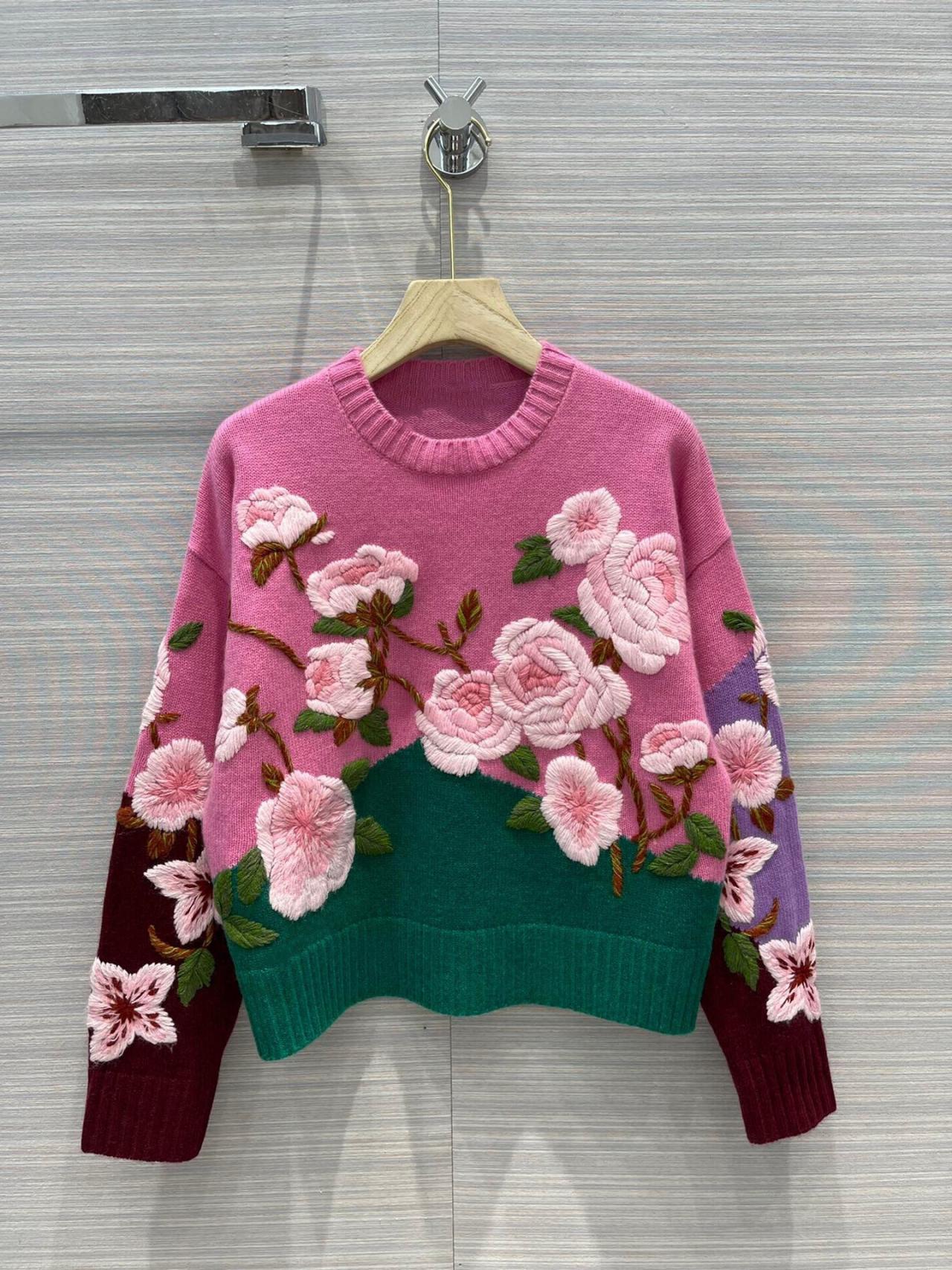 Embroidered Flowers Long Sleeve Sweater 018