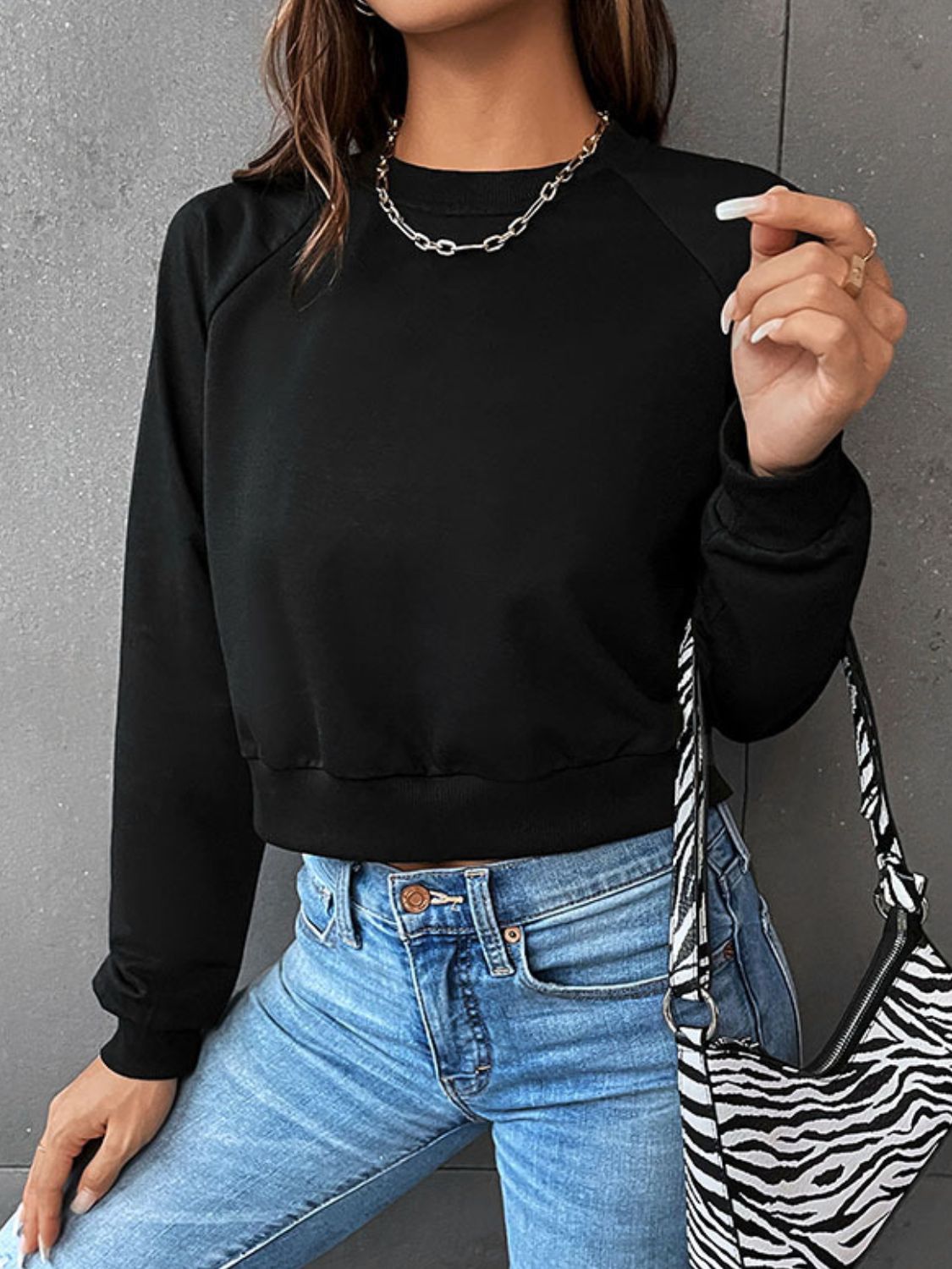 Lily® | Cozy Crew Neck Cropped Sweater