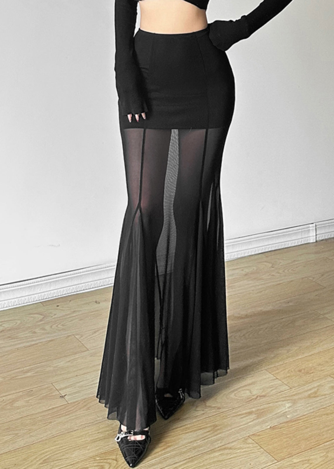 Black Exra Large Hem Silm Fit Tulle Wraped Skirt Spring