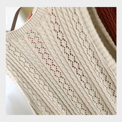 V-neck Hollowed Retro Sweater Vest