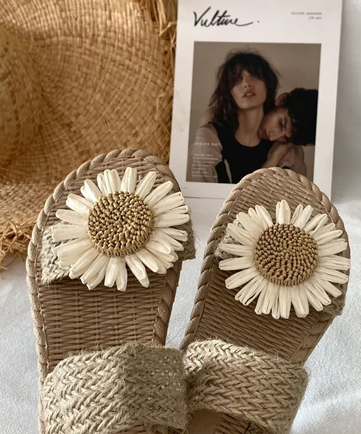 Handmade Grass Woven Flower Beach Slippers Summer New