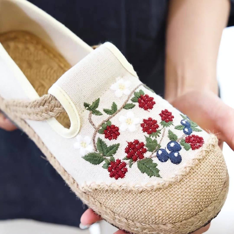 Retro Embroidery Linen Shoes